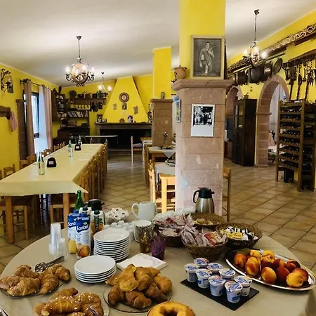 Agriturismo Da Lino Agripizza مزرعة للإقامة